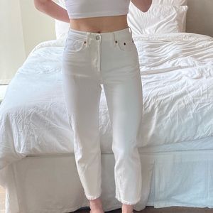 NWOT Levi's White Straight Cropped Wedgie Jeans